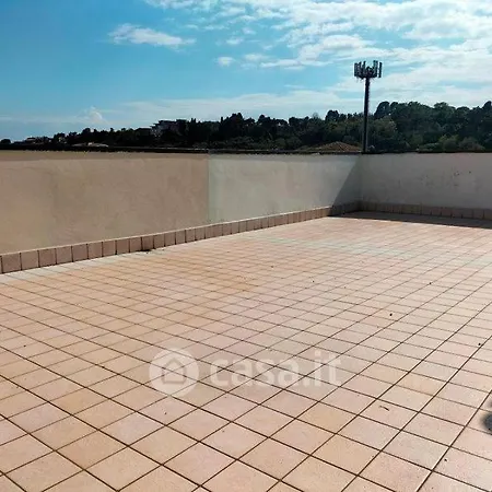 Apartment Attico Con Terrazzo Panoramico E Cucina Attrezzata, Nel Centro Di Giulianova, A Due Passi Dal Mare, Con Servizio Biciclette Giulianova