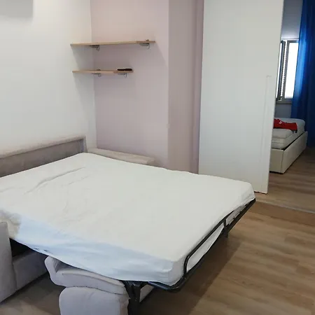 Apartment Attico Con Terrazzo Panoramico E Cucina Attrezzata, Nel Centro Di Giulianova, A Due Passi Dal Mare, Con Servizio Biciclette